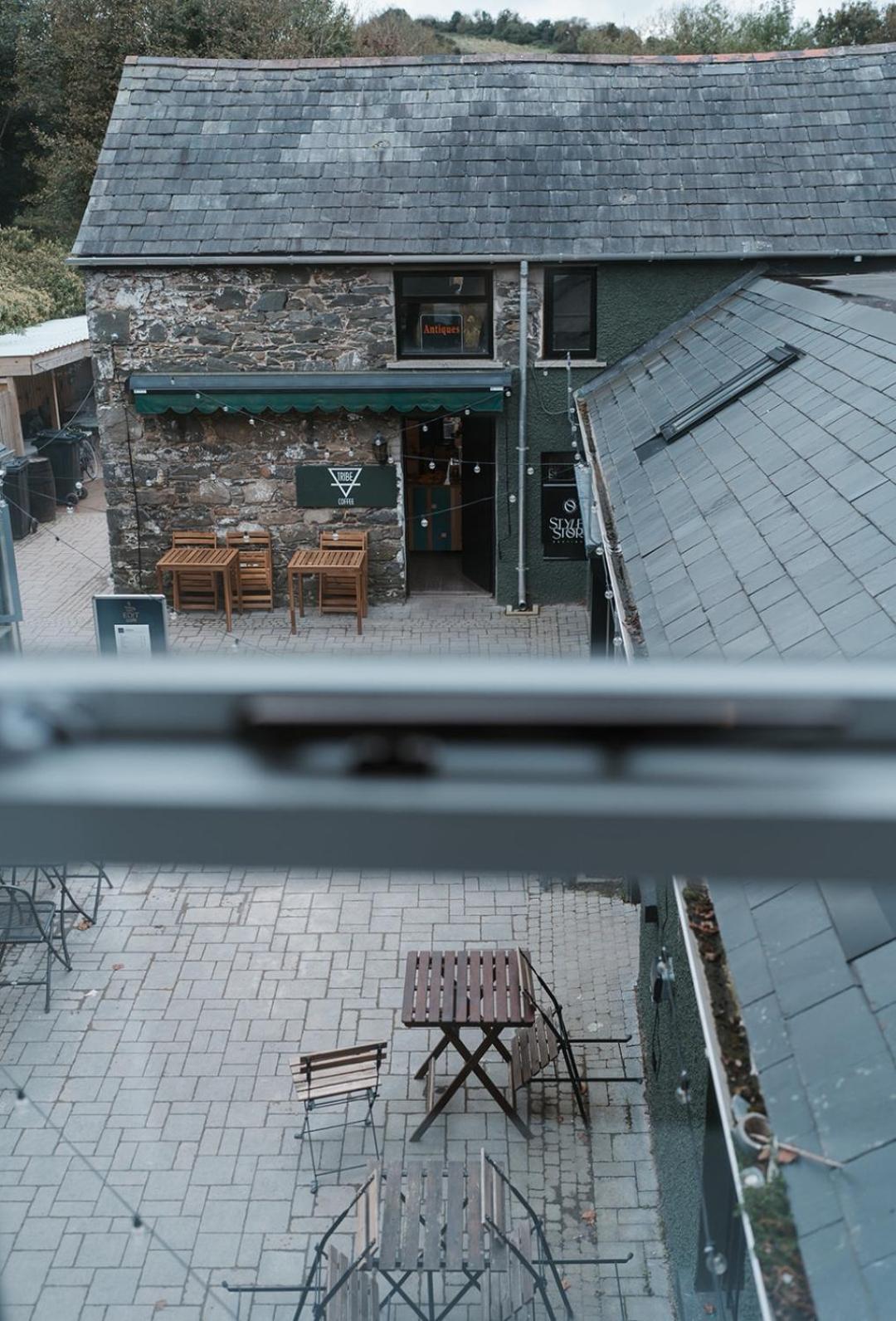 Apartment At 68 Saintfield Buitenkant foto